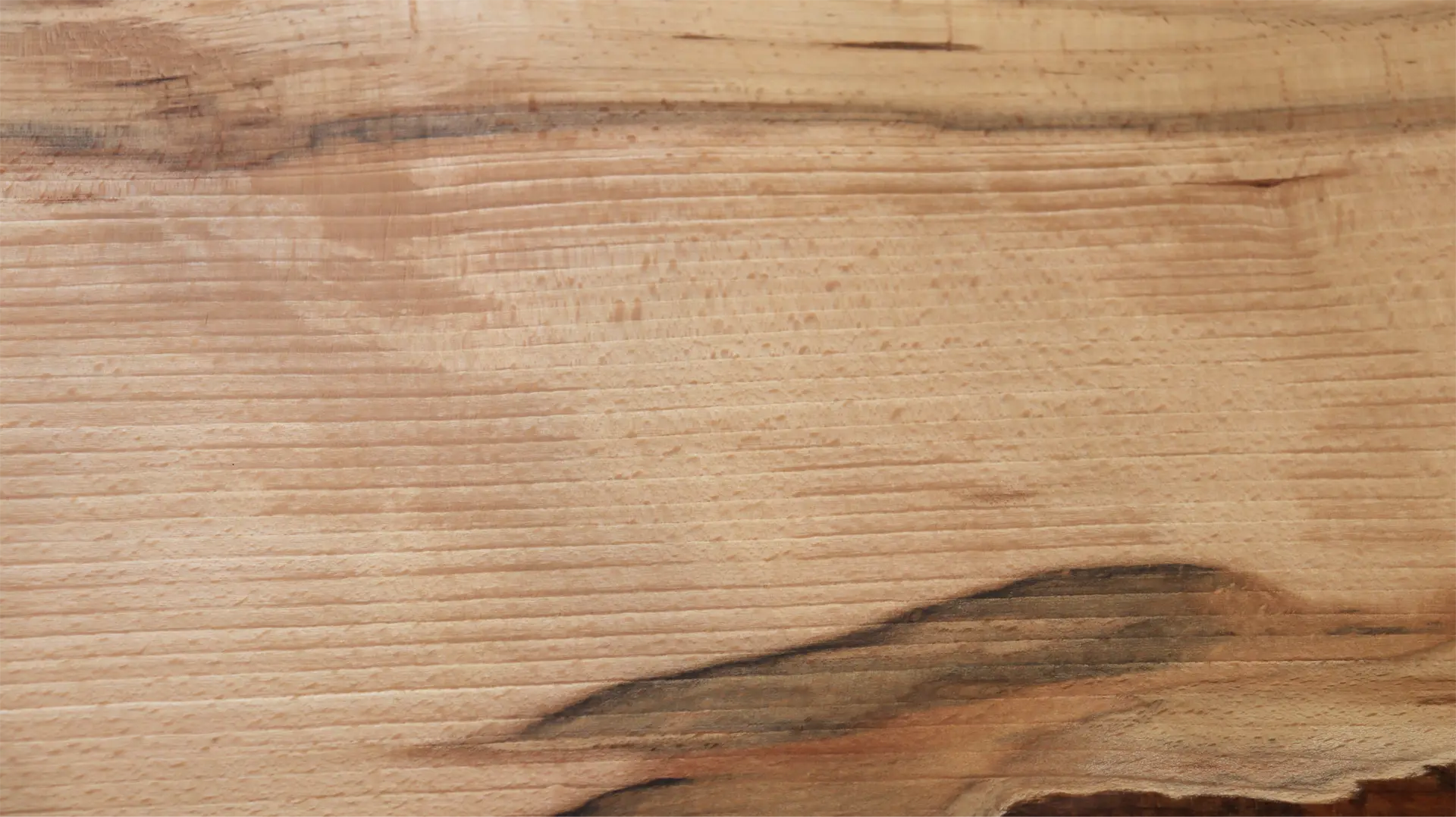 Massivholz Epoxidharz Manufaktur -Unique Woodflow- Bayerischer Wald - Holzart Kernbuche